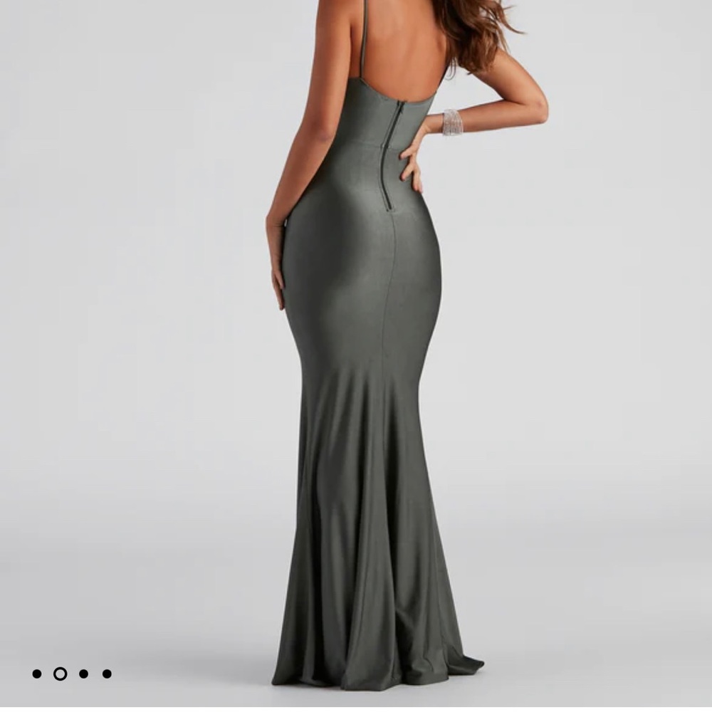 Sage long dress Size L